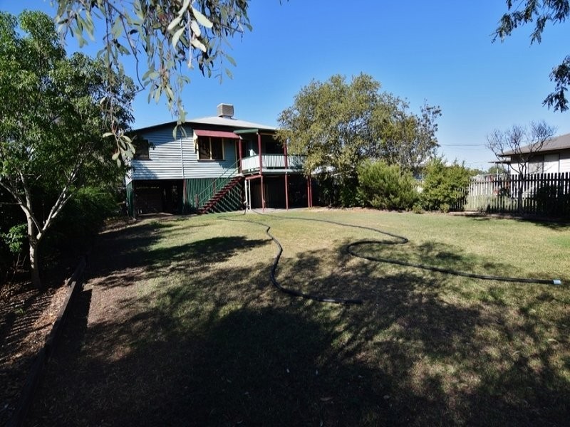92 Orpen Street, Dalby QLD 4405