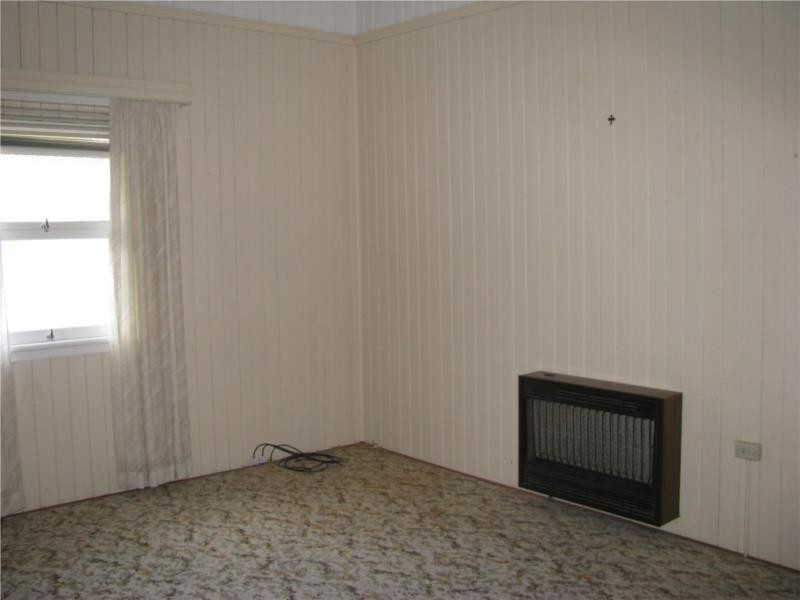 53 Bunya Street, Dalby QLD 4405