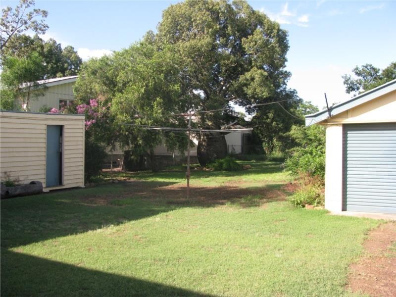 53 Bunya Street, Dalby QLD 4405