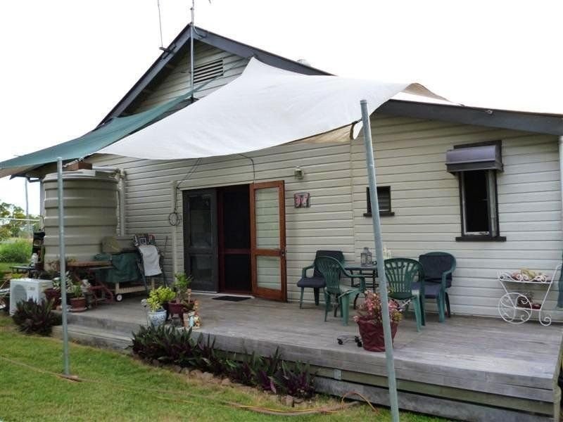 15 Dennis Street, Bell QLD 4408