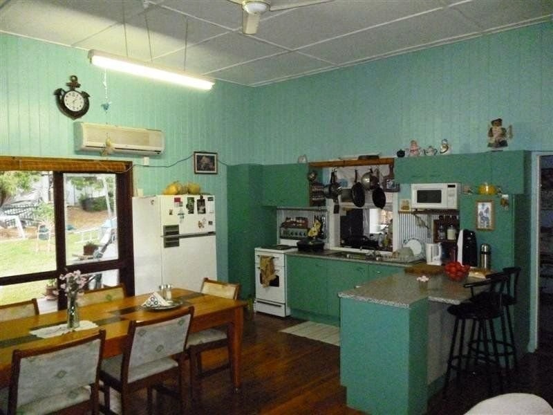 15 Dennis Street, Bell QLD 4408