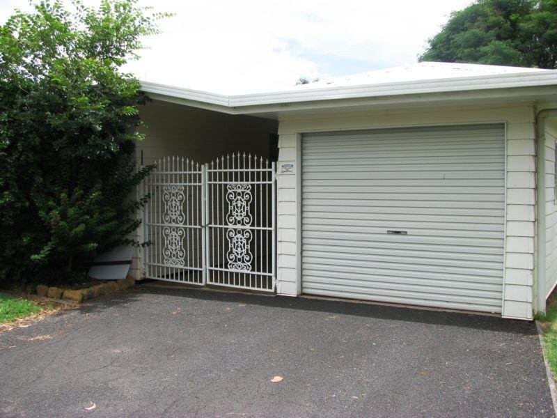 26 College Crescent, Dalby QLD 4405