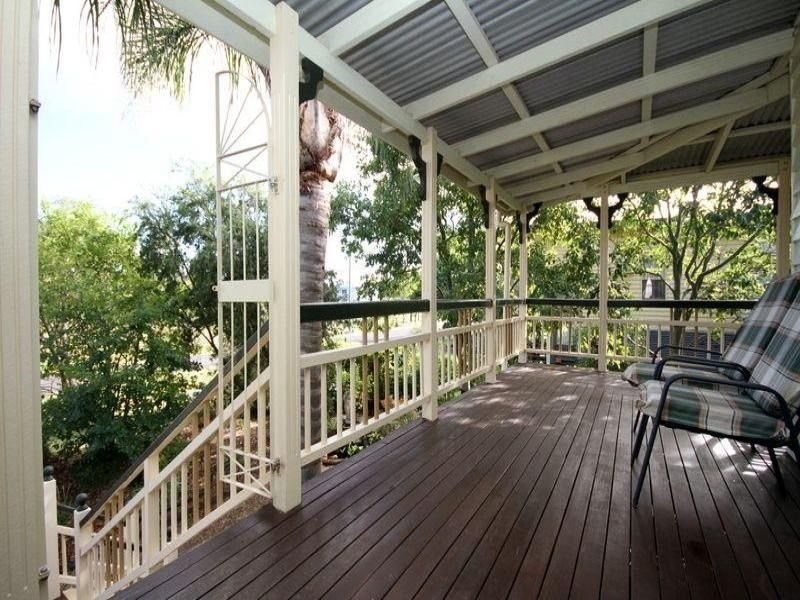 23 James Street, Dalby QLD 4405