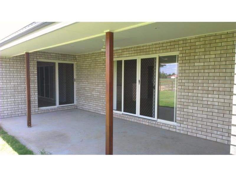 35 Vanessa Drive, Dalby QLD 4405