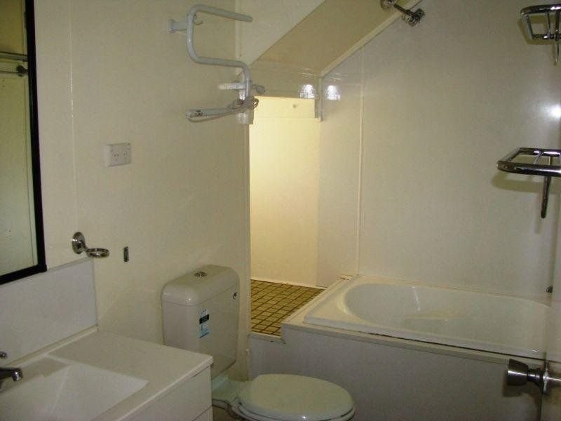 54 Mahon Street, Dalby QLD 4405