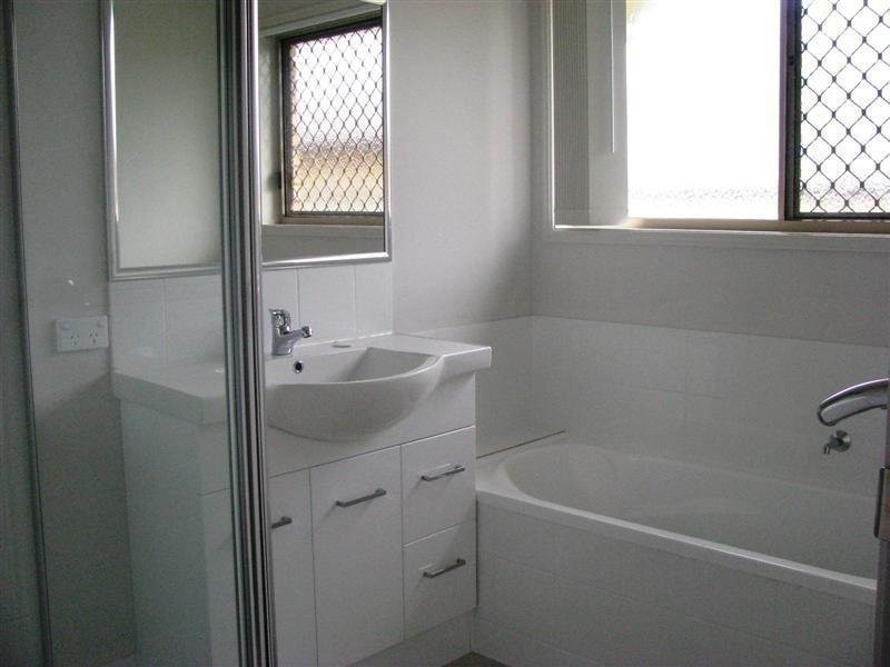 9 Paper Court, Dalby QLD 4405