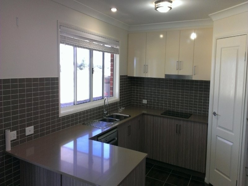 11 Armstrong Street, Dalby QLD 4405