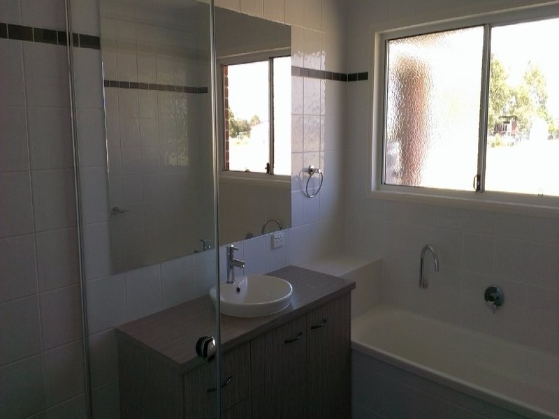 11 Armstrong Street, Dalby QLD 4405