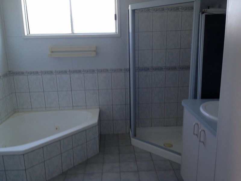 41 Nicholson Street, Dalby QLD 4405