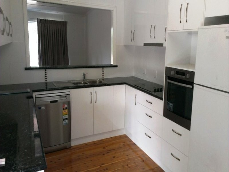 77 Condamine Street, Dalby QLD 4405