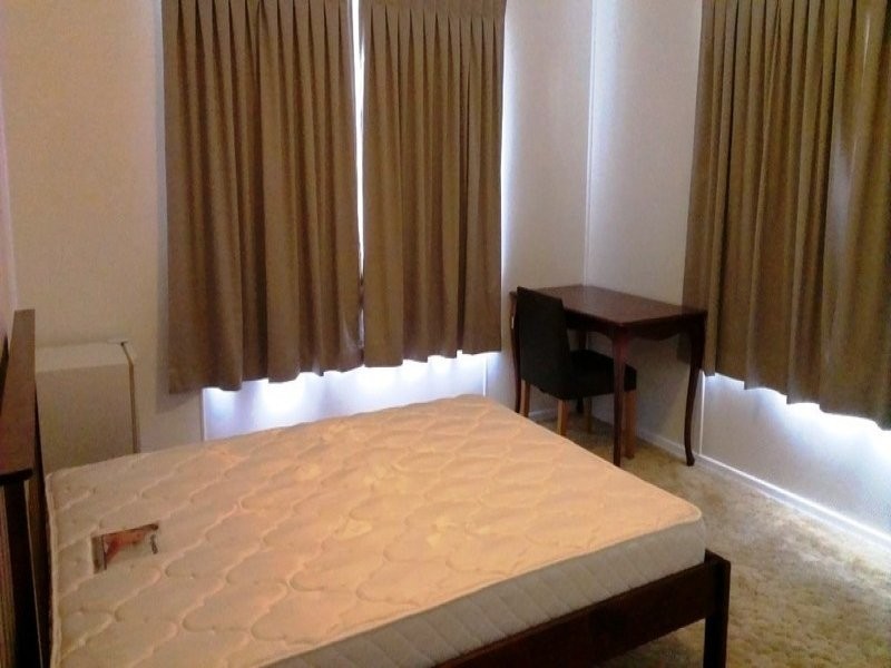 77 Condamine Street, Dalby QLD 4405