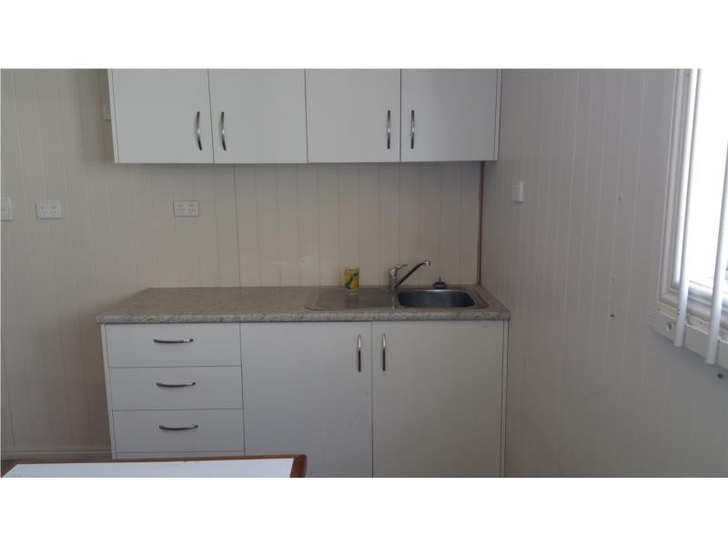 2/92 Brook Street, Toowoomba QLD 4350