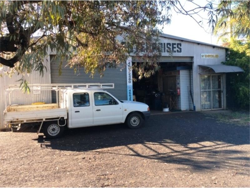 27 Hospital Road, Dalby QLD 4405