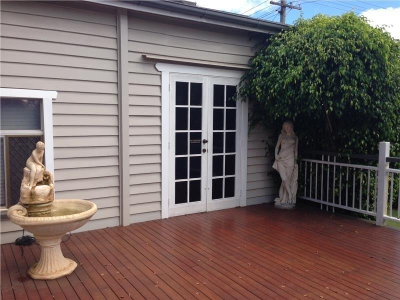 16  Phillip Street, East Toowoomba QLD 4350