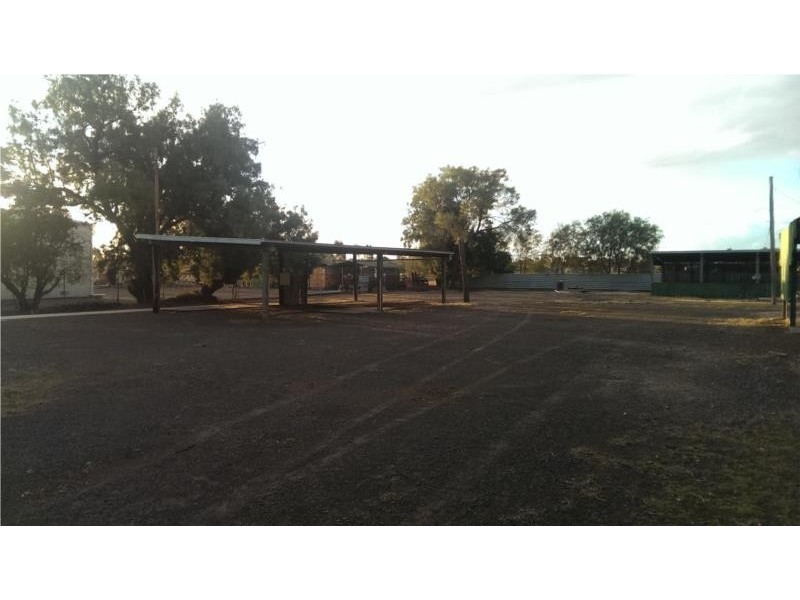 36 Yumborra Road, Dalby QLD 4405