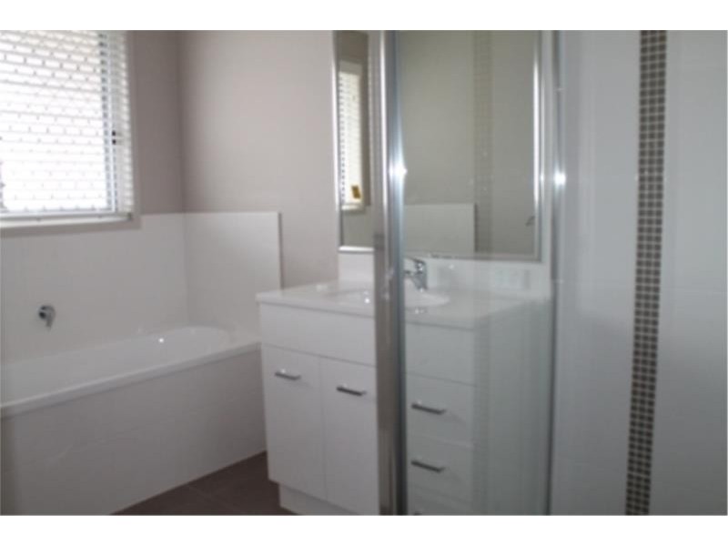 37 Gosden Drive, Dalby QLD 4405