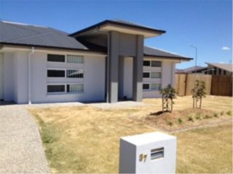 37 Gosden Drive, Dalby QLD 4405