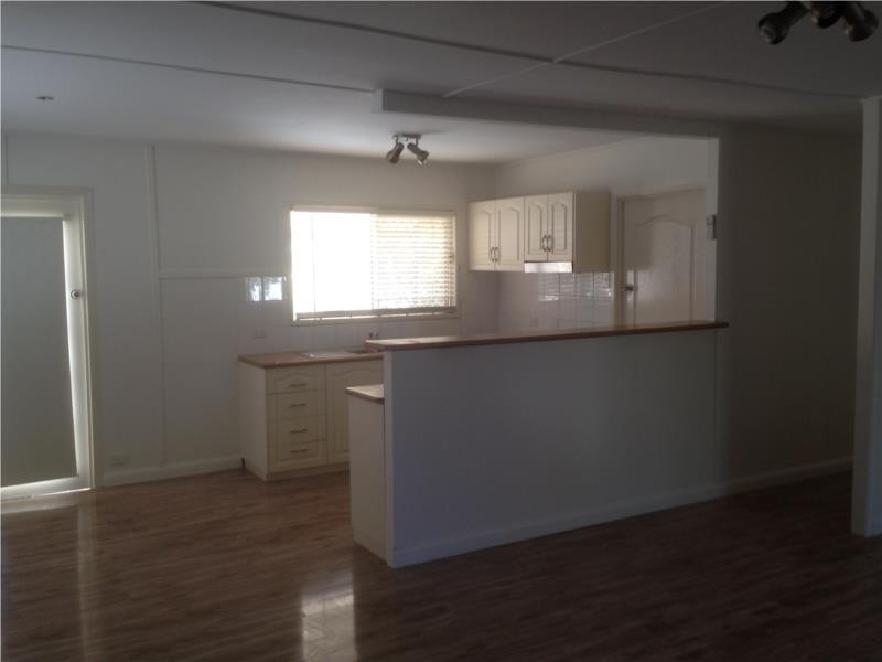 8 Nearhos Street, Dalby QLD 4405