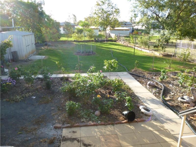 8 Nearhos Street, Dalby QLD 4405