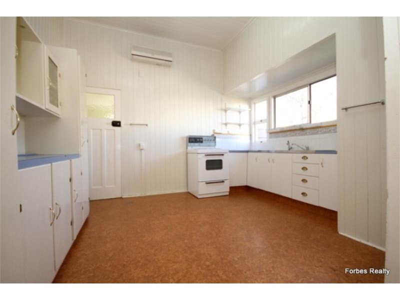 2 Matheson Street, Dalby QLD 4405