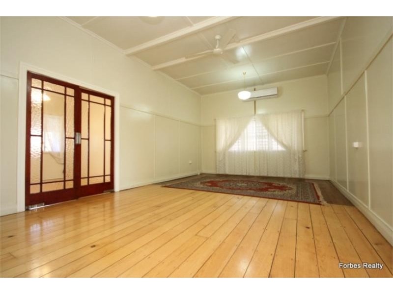 2 Matheson Street, Dalby QLD 4405