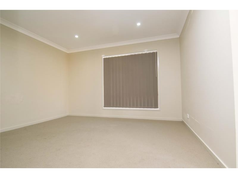 27 Gosden Drive, Dalby QLD 4405