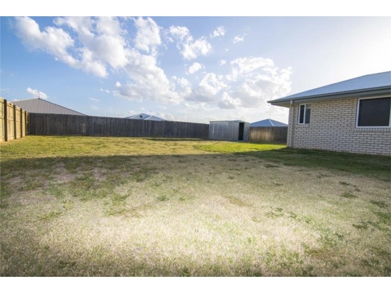 27 Gosden Drive, Dalby QLD 4405