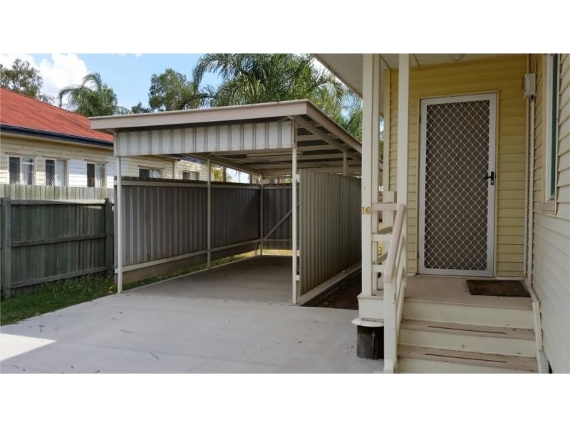 16 Palmer Street, Dalby QLD 4405