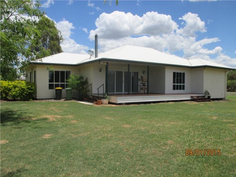 81 Summer Avenue, Dalby QLD 4405
