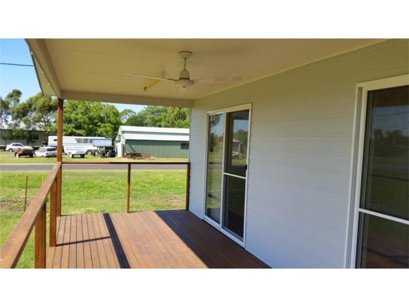 50 Moffatt Street, Dalby QLD 4405