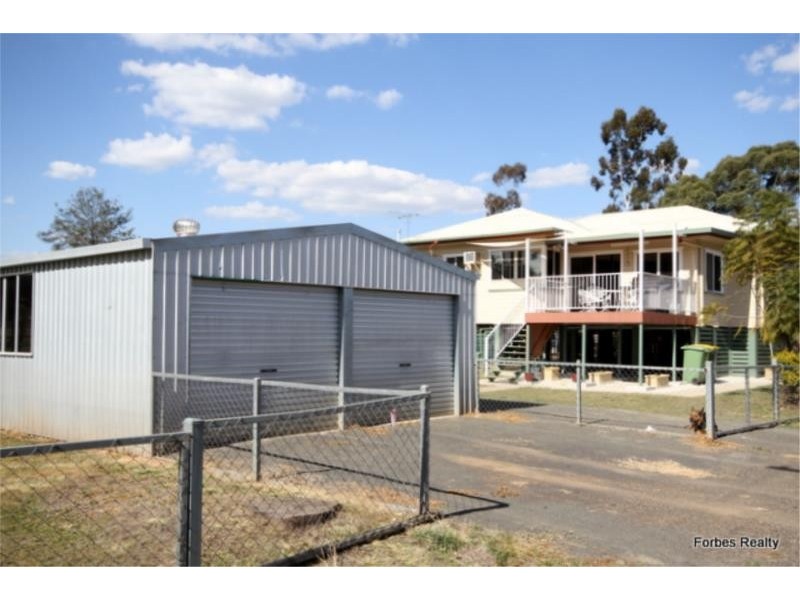 62 Arthur Street, Dalby QLD 4405