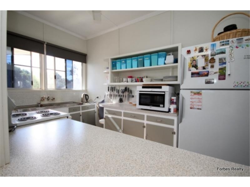 62 Arthur Street, Dalby QLD 4405