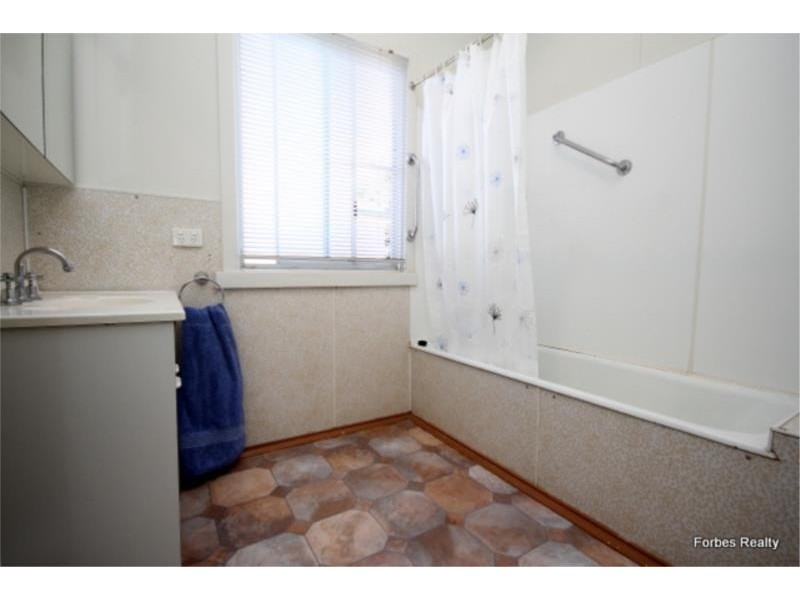 62 Arthur Street, Dalby QLD 4405