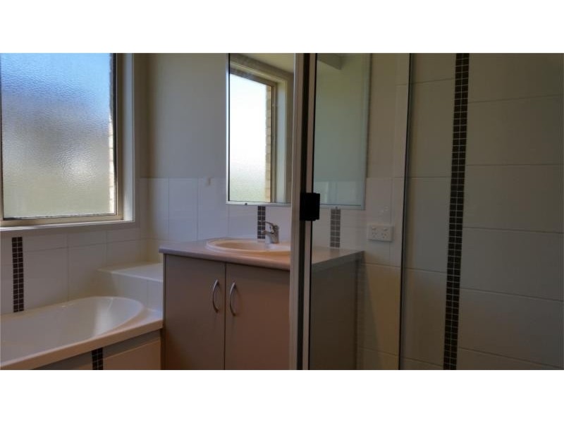 5 Keys Place, Dalby QLD 4405