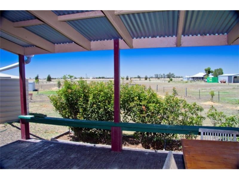 102 Hedge Road, Dalby QLD 4405
