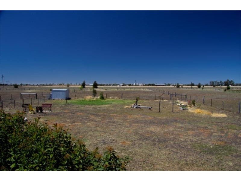 102 Hedge Road, Dalby QLD 4405