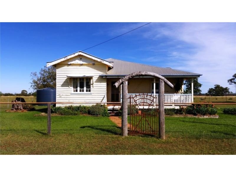 101 Bunya Mountain Road, Kaimkillenbun QLD 4406