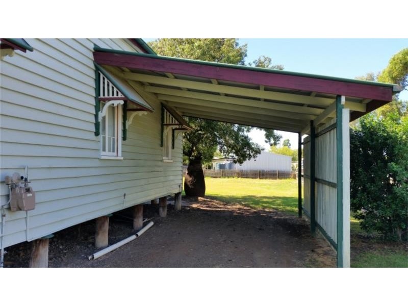 25 Orpen Street, Dalby QLD 4405