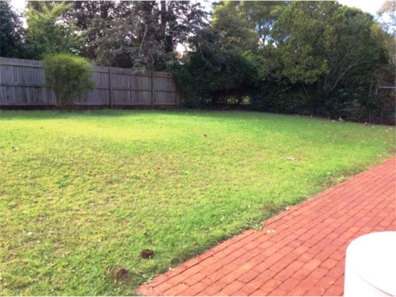 15 Agnes  Street, Centenary Heights QLD 4350