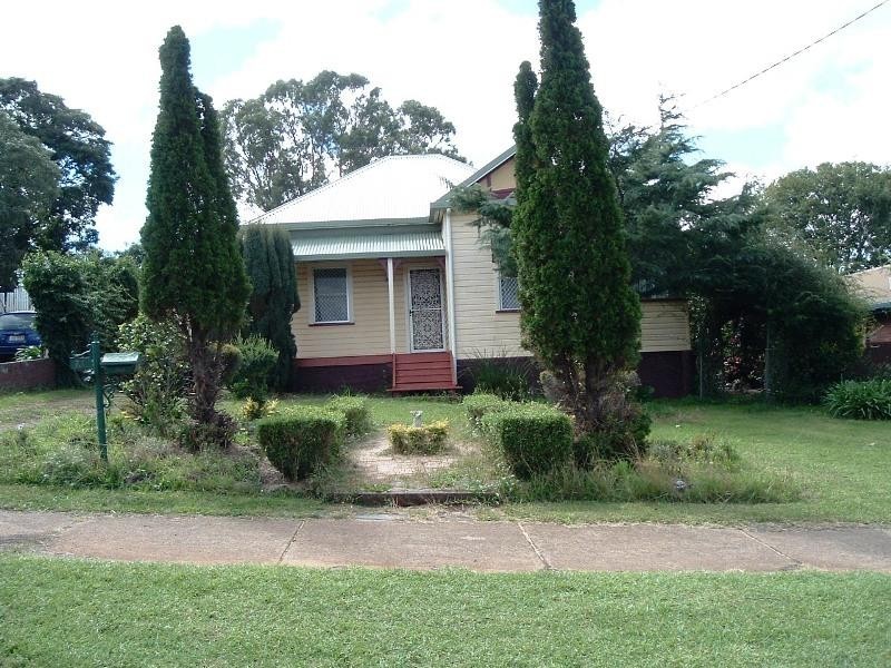 21 Gostwyck Street, Newtown QLD 4350