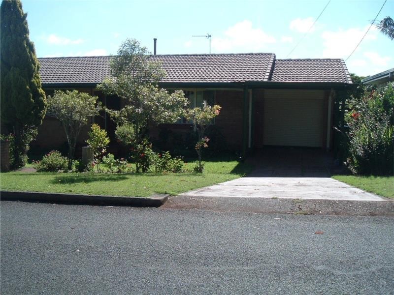 18 Diosma Street, Centenary Heights QLD 4350