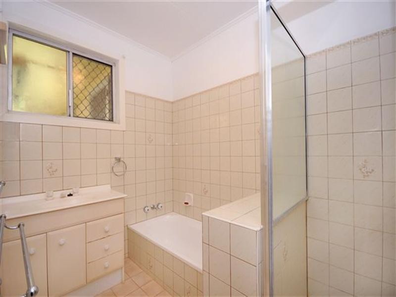 18 Diosma Street, Centenary Heights QLD 4350