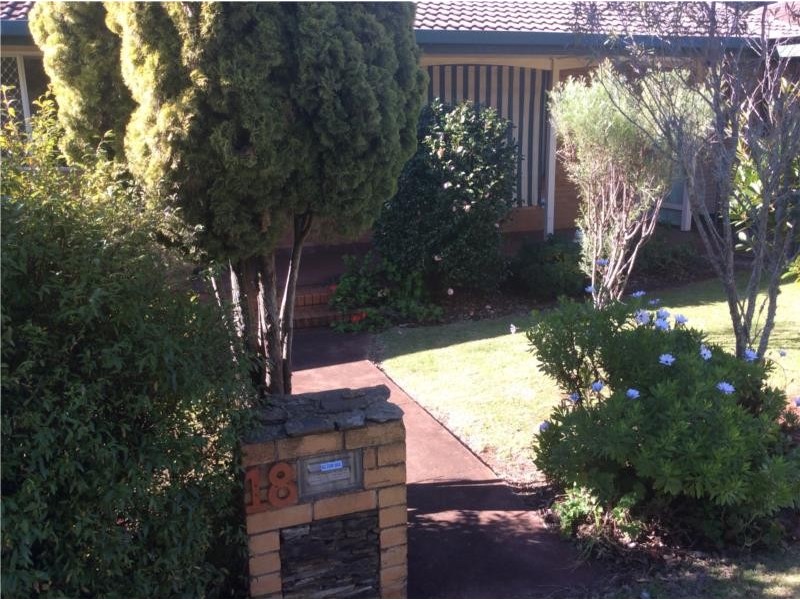 18 Diosma Street, Centenary Heights QLD 4350