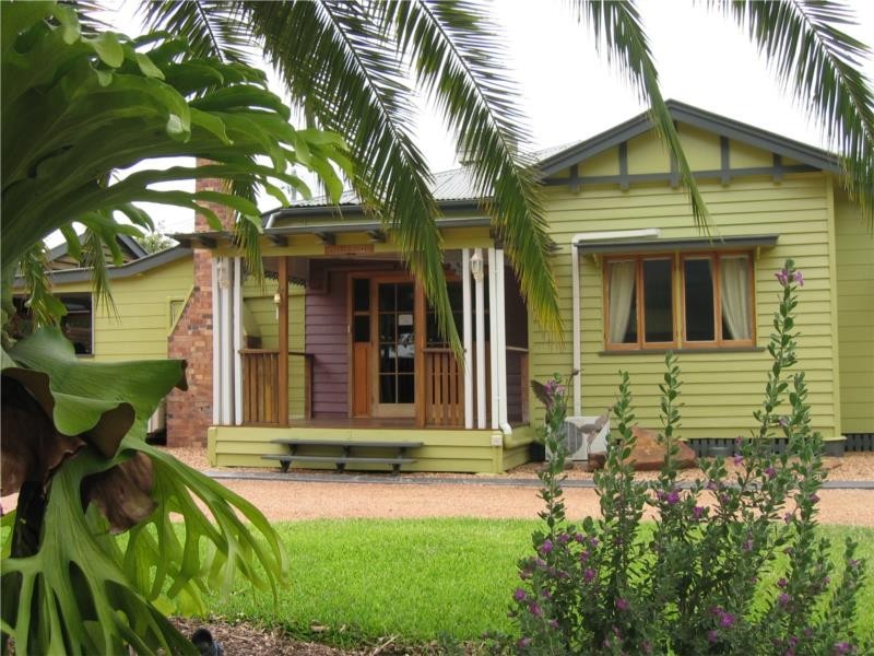 2 New Street, Dalby QLD 4405