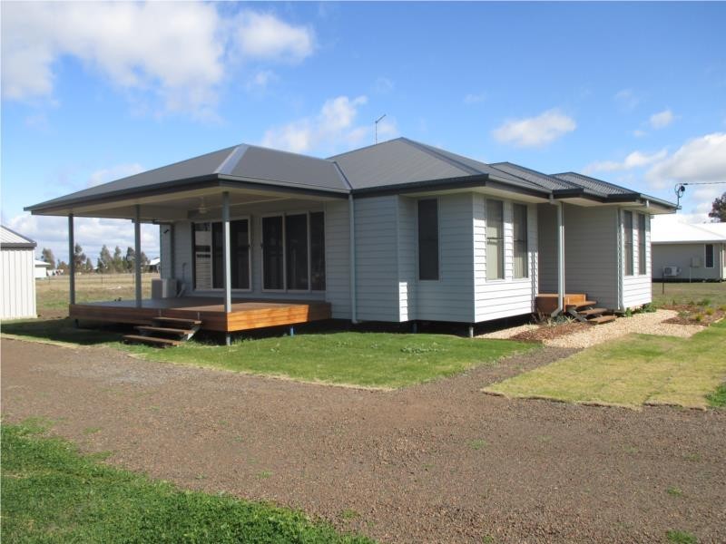 272 Blaxland Road, Dalby QLD 4405