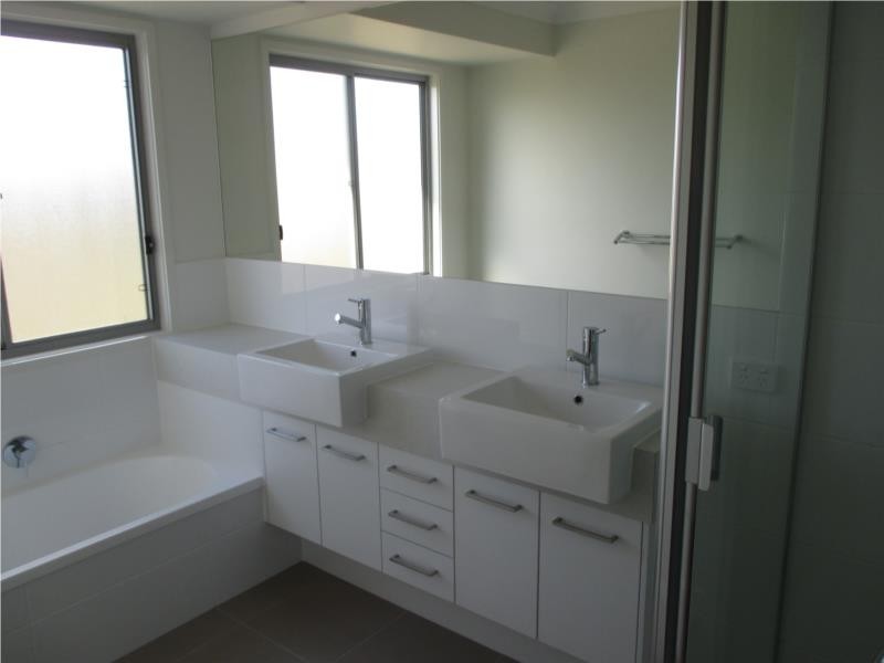 272 Blaxland Road, Dalby QLD 4405