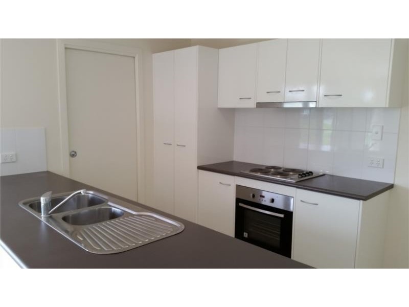 39 Vanessa Drive, Dalby QLD 4405