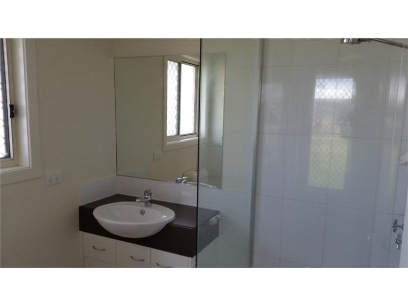 39 Vanessa Drive, Dalby QLD 4405