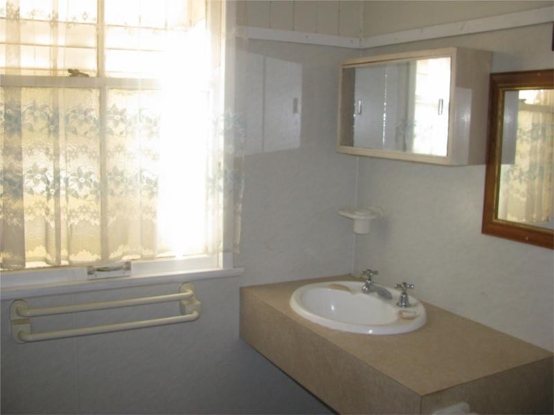 24 Etty Street, Dalby QLD 4405