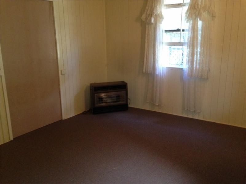 24 Etty Street, Dalby QLD 4405